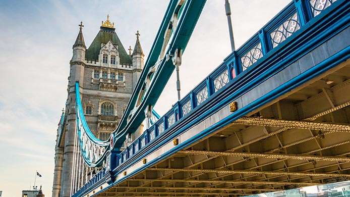 Tower Bridge Storia E Curiosita Sul Ponte Sul Tamigi C Magazine